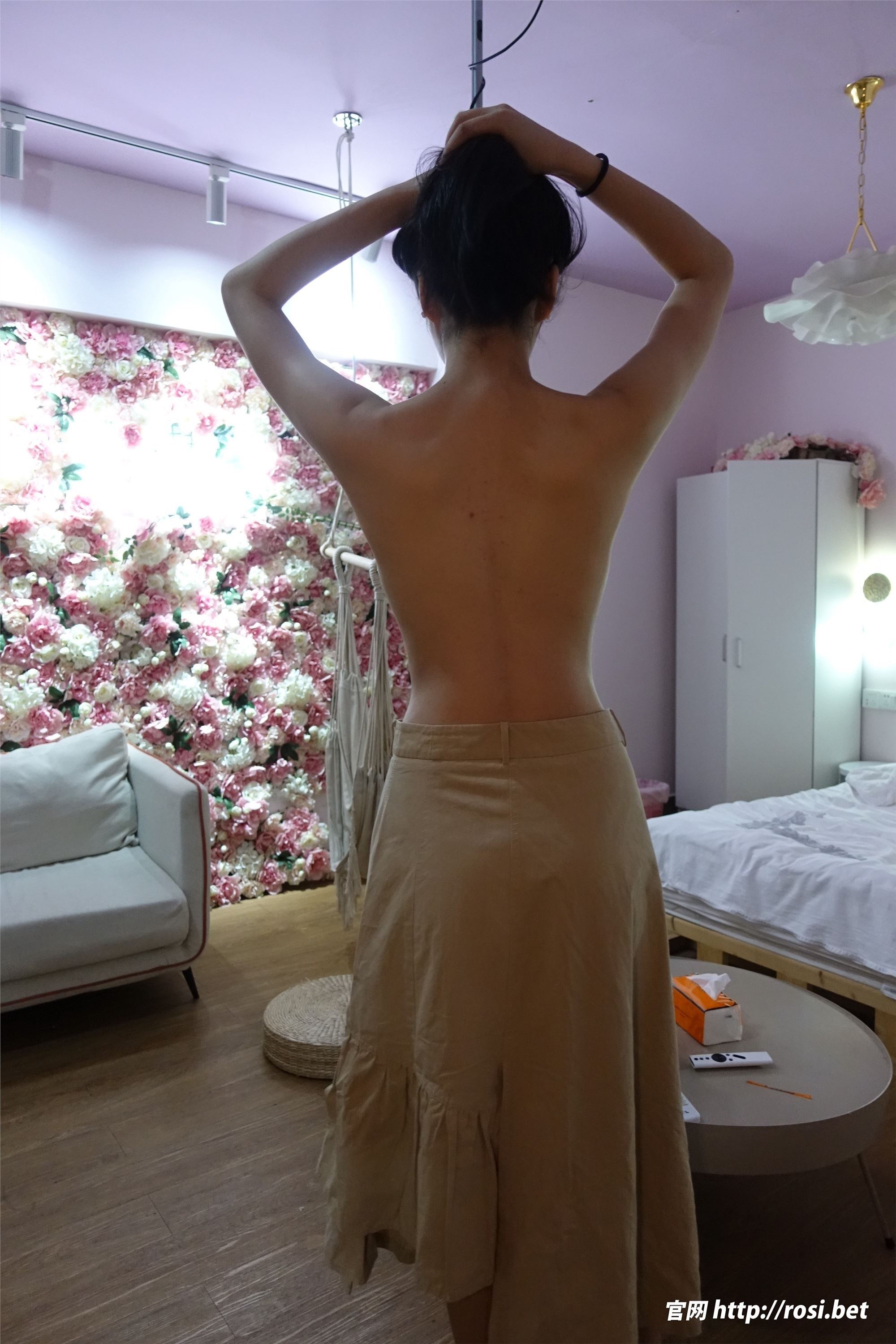 ROSI写真 2024.08.07 NO.4629